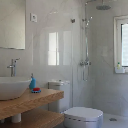 Vivenda Mendes 2 * Vila Nova de Famalicão