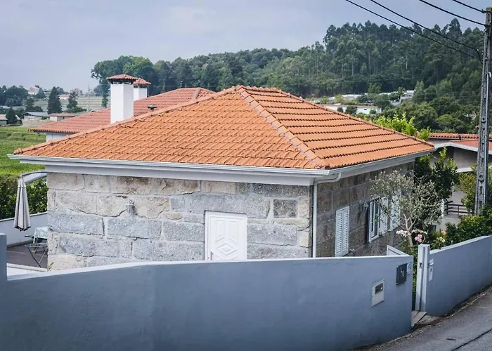 Vivenda Mendes 2 펜션 빌라노바데파말리카오